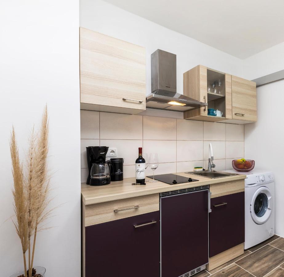 Studio Apartment Pinetree - Mali Losinj Exterior photo
